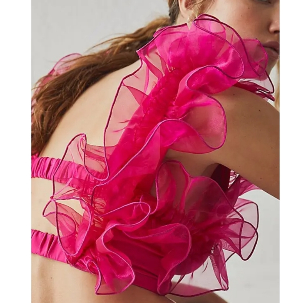 Free People House Party Crop Pink NWT Sold out